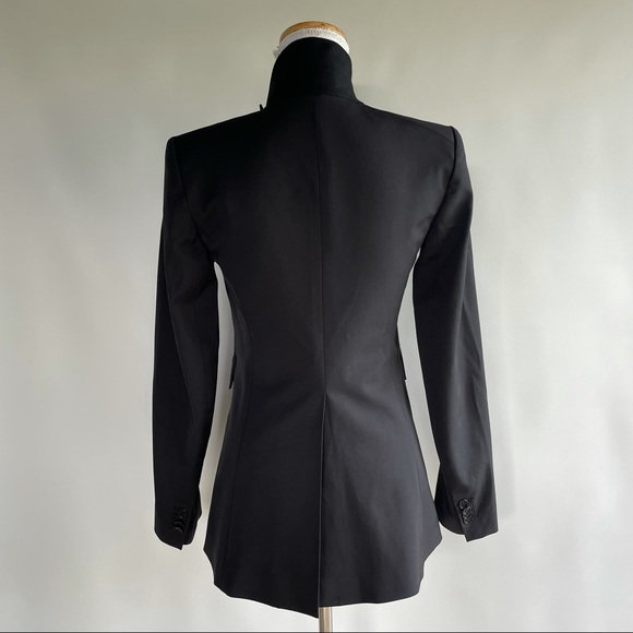 Theory Two-Button Blazer - sz 2 - Picture 2 of 6